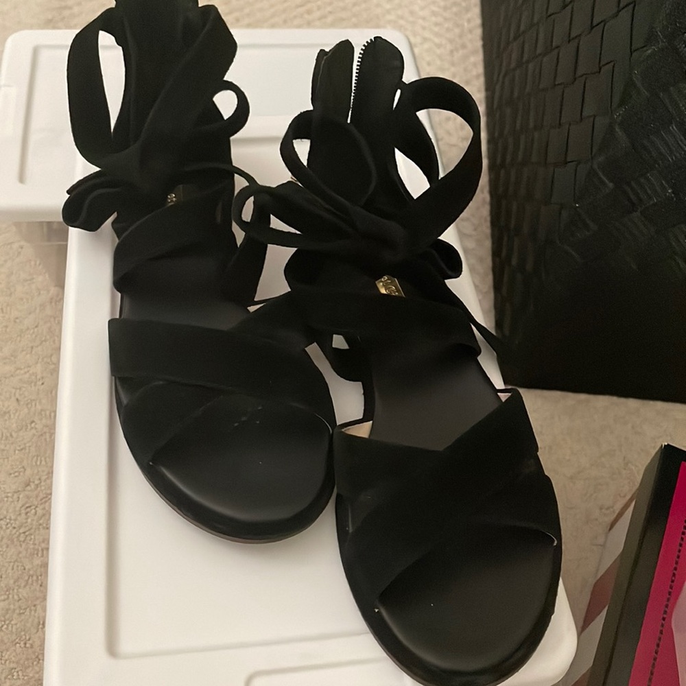 Louise set Cie Black Suede Sandals